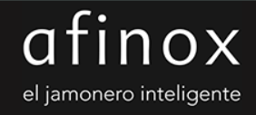 El logotipo de afinox es un texto blanco sobre fondo negro que dice afinox jamonero inteligente